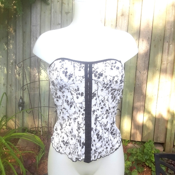 Size Xs le chateau lace floral faux corset - Picture 2 of 15